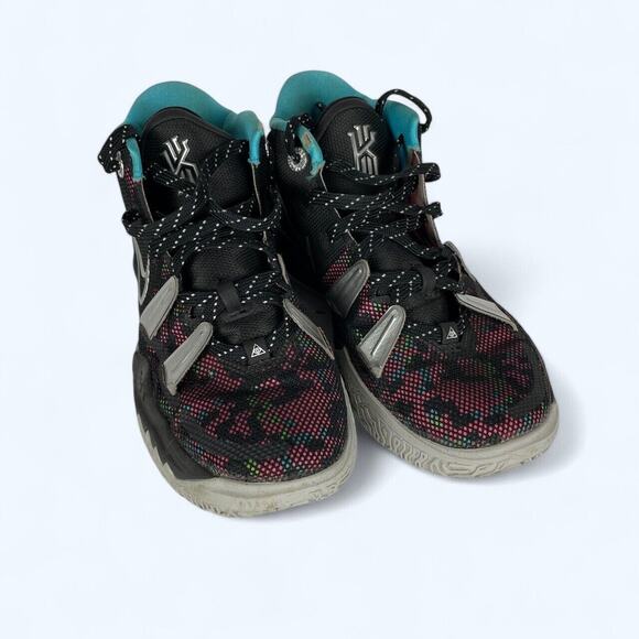 Nike Kyrie 7 Mid Pixel Camo Youth size 5.5 - Picture 2 of 7